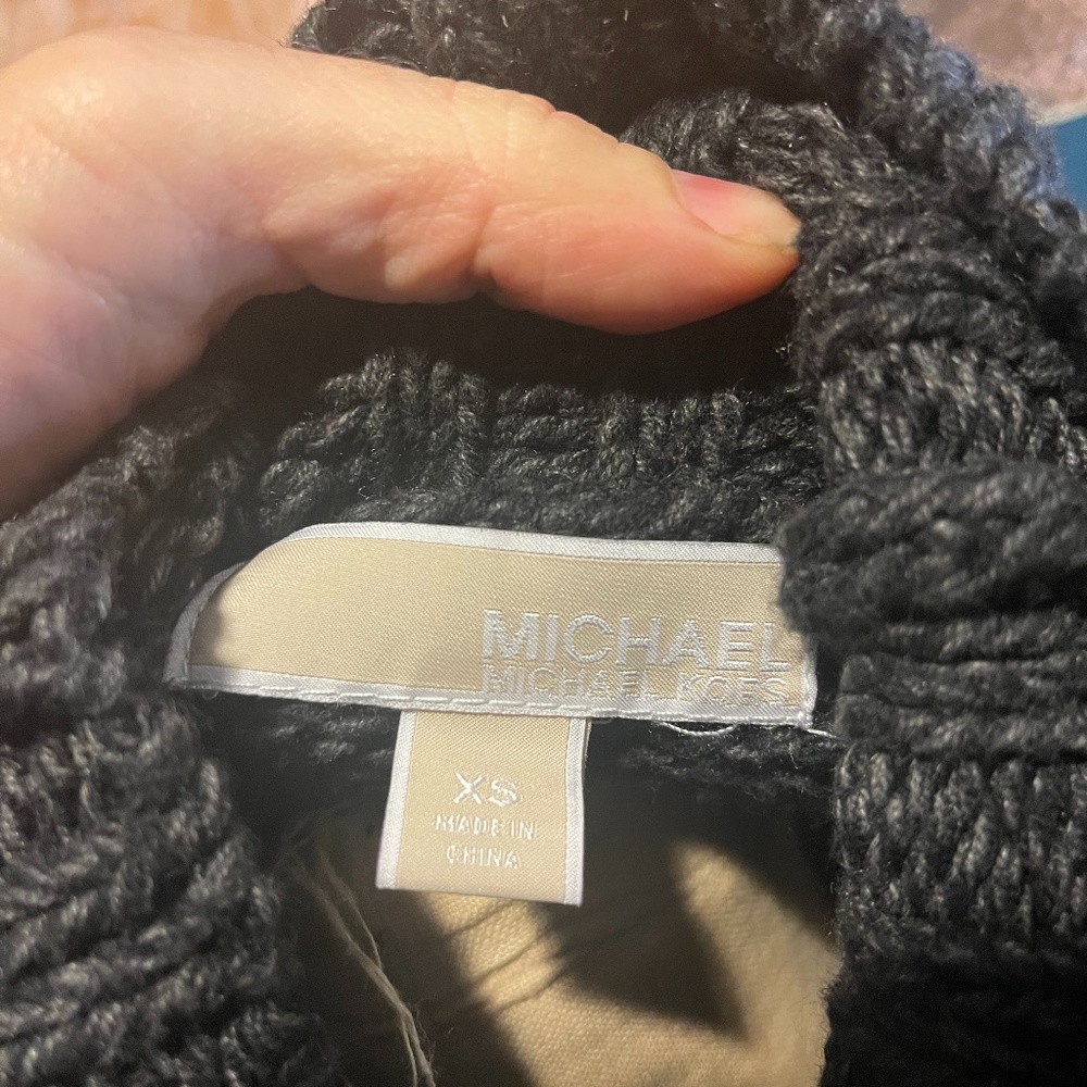 Sweater Shall Style